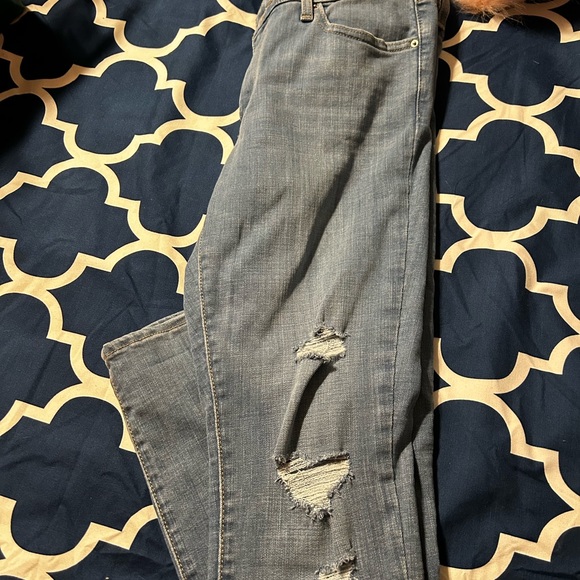 EUc Levi’s 711 Distressed Skinny’s 29 - Picture 4 of 4